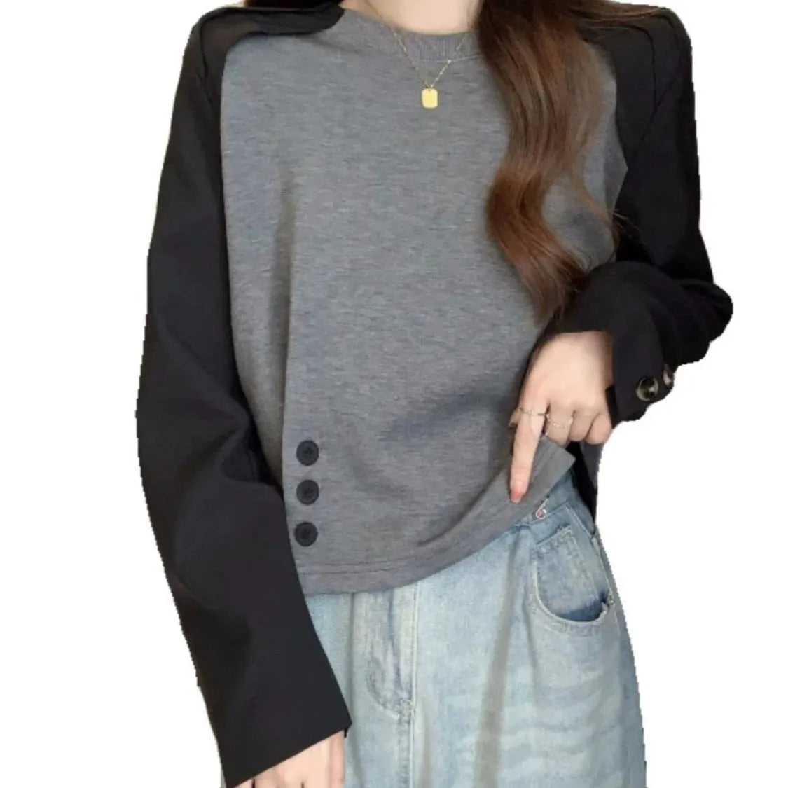 Long sleeve T-shirt in grey or beige, loose fit, slimming belly-covering design, sizes S to 4XL, 100% polyester.