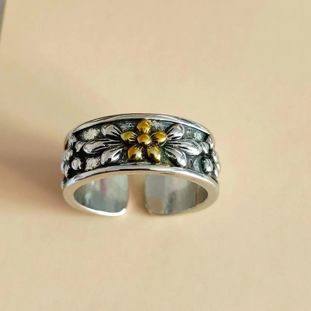 Vintage floral open ring in zinc alloy with camellia design, available in gold or retro colour, unisex style