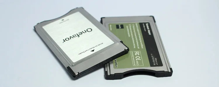 SD to PCMCIA adapter card with 32GB SDHC, stainless steel housing, dimensions 85.6mm x 54mm x 5mm