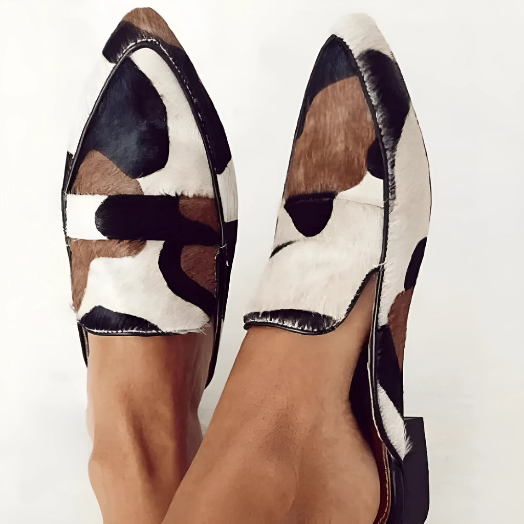 Women's black and white apricot retro pointed-toe low heel shoes with imitation horse hair pattern and suede upper