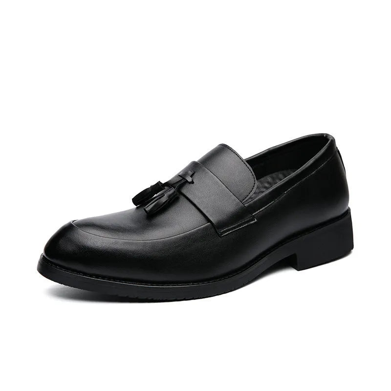 Men's black slip-on business casual shoes with a tassel, made from artificial PU leather with a rubber sole.