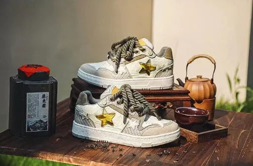 Small Crowd Original China-Chic Star Shoes in green with star pattern, low-top design, and rubber sole