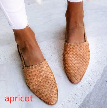 Baotou flat sandals with buckle fastening, pointed toe, and microfibre upper in various colours