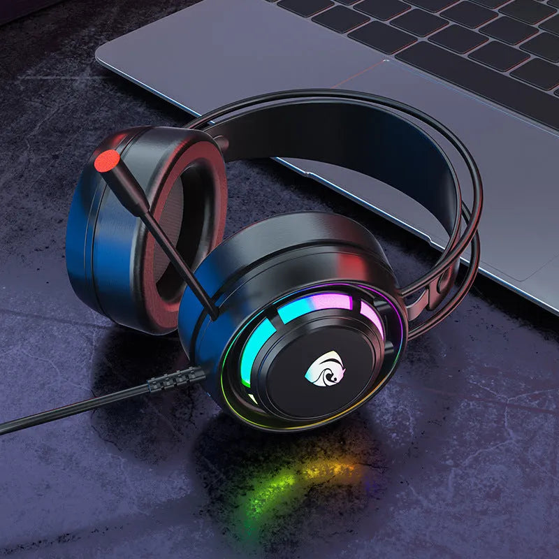 Black head-mounted headphones with microphone, 50mm drivers, 2.2m cable, 3.5mm/USB connectivity options