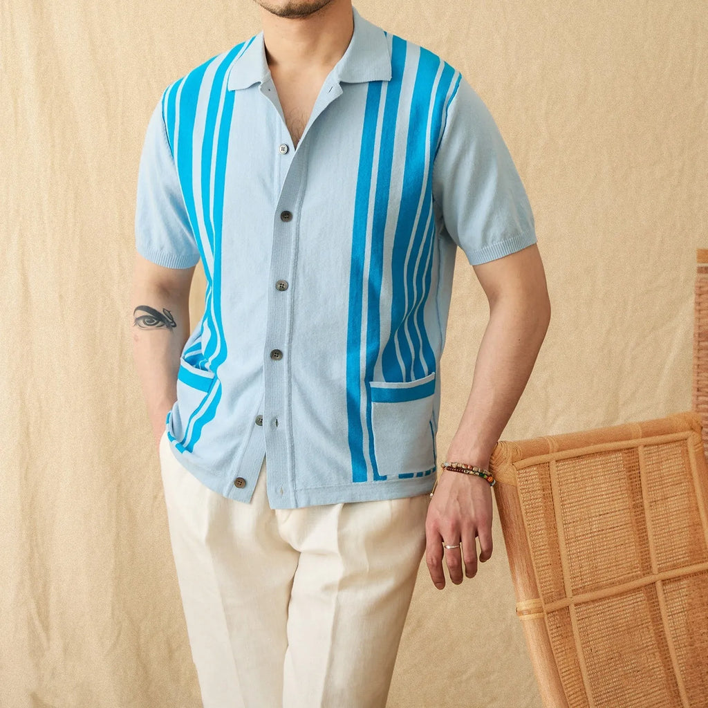 Cotton striped short-sleeved knitted cardigan polo shirt in royal blue with lapel collar and regular sleeves.