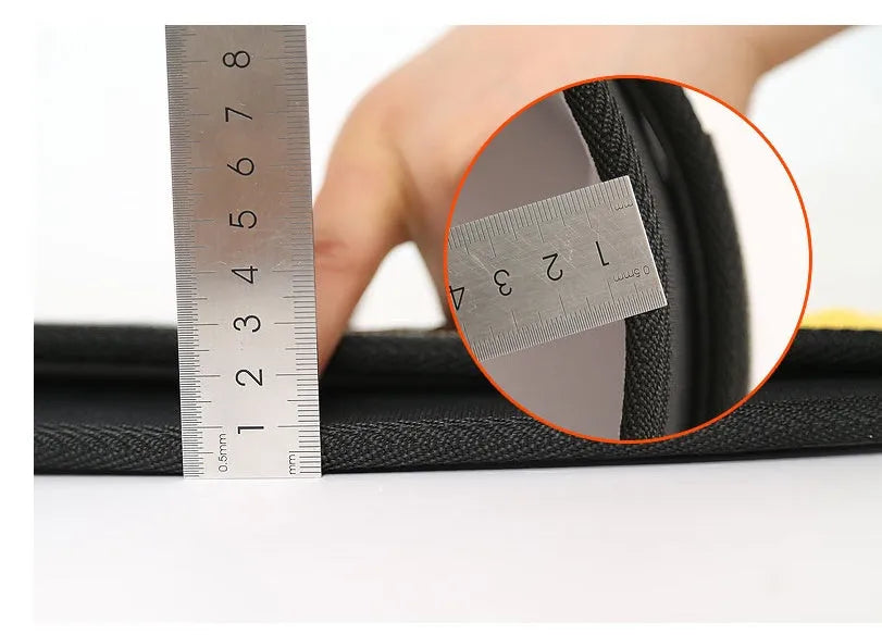 Fitness weightlifting waistband in black, red, or yellow colour, adjustable nylon construction for adult weightlifters