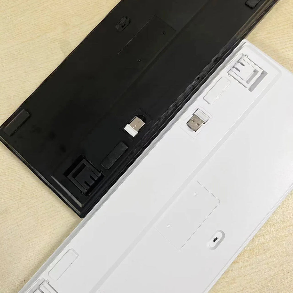 DIY mechanical keyboard kit with hot-swappable seat in multiple colour options including black, white, pink, and transparent cases