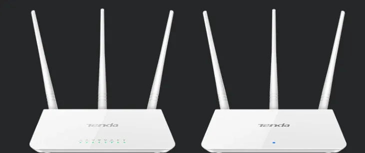 White dual-band wireless router with 2.4GHz and 5GHz frequencies, approximately 20cm wide, for UK home broadband networks