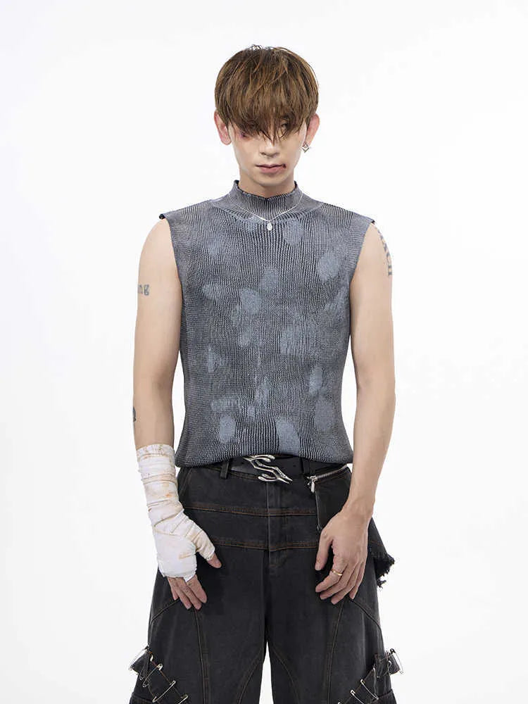 Men's black silver pastebrushing sleeveless stretch turtleneck t-shirt with stand collar