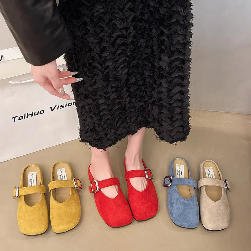 Women's flat closed-toe slippers in apricot colour with a square head design and rubber sole.