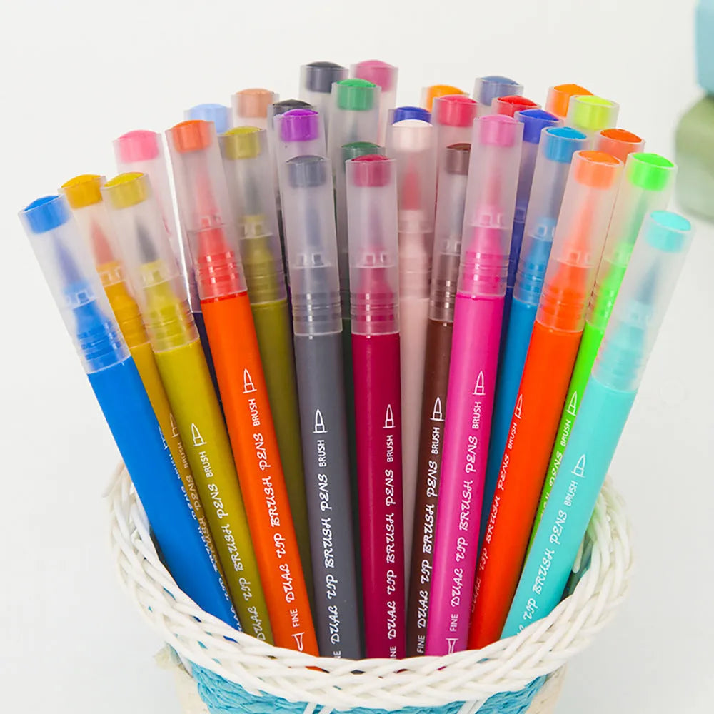 48-colour double-ended watercolour pen set with two tip types in protective PP box