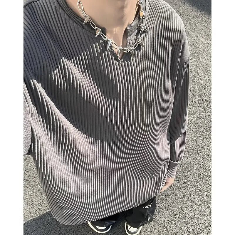Plus size striped pullover in loose fit with long sleeves and draping design