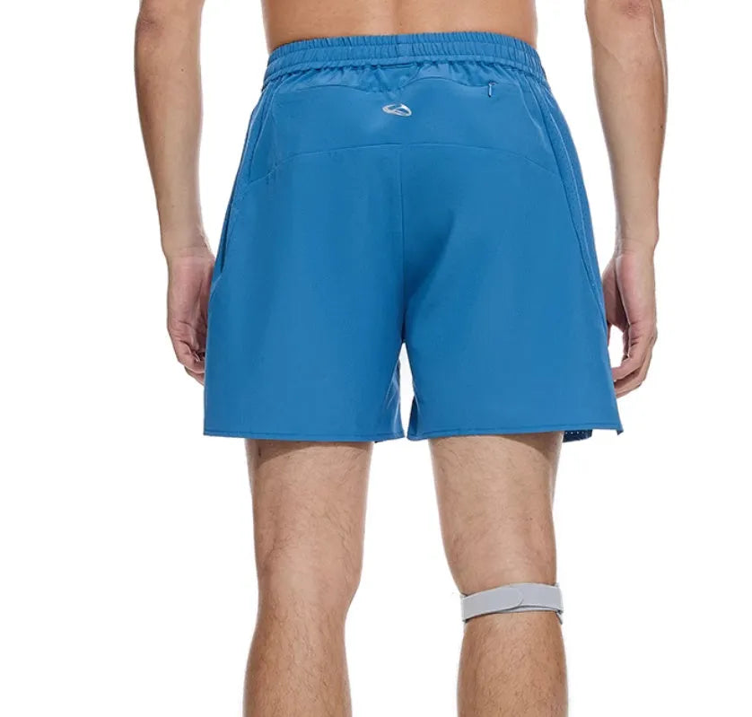Running shorts in Mysterious Black with laser punching stitching and four-sided stretch fabric, sizes 2XL to XL.
