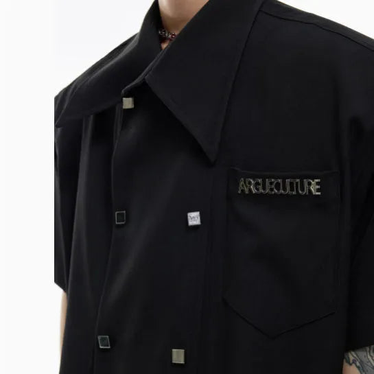 Men's loose fit short-sleeved shirt with lapel collar, metal decorations, in white, black, or blue colours
