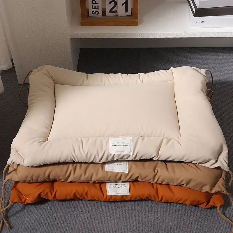 Tied cage cushion for dogs and cats in beige, coffee, or orange colours with four size options