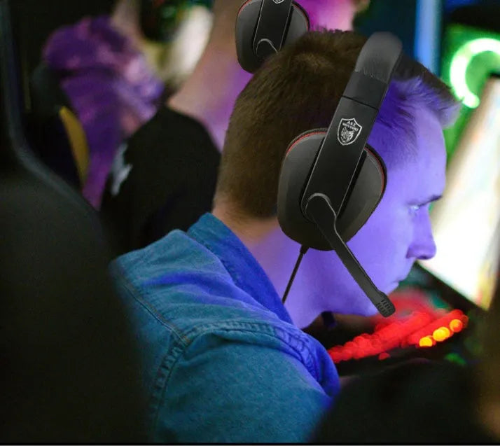 Black wired gaming headset with 40mm drivers, 1.2m cable, and 6.3mm straight plug for computer audio