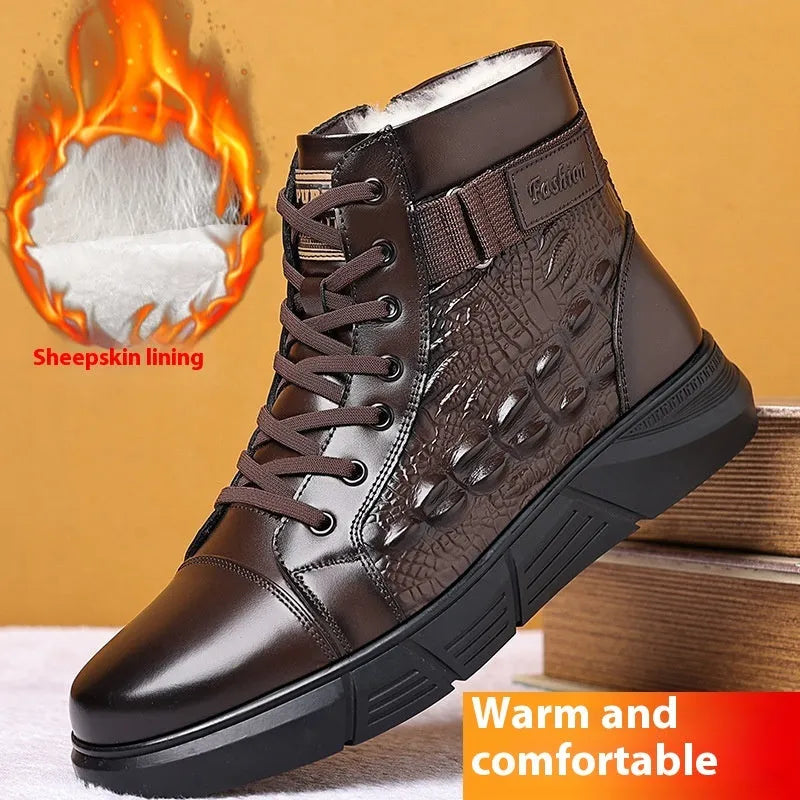 Fur-lined genuine leather snow boots with rubber sole and front lace-up in black or brown with velvet accents