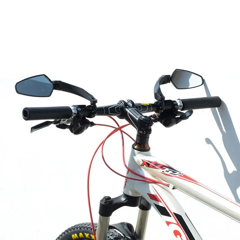 Black rotatable rearview mirror for mountain bike handlebars made of PMMA acrylic.