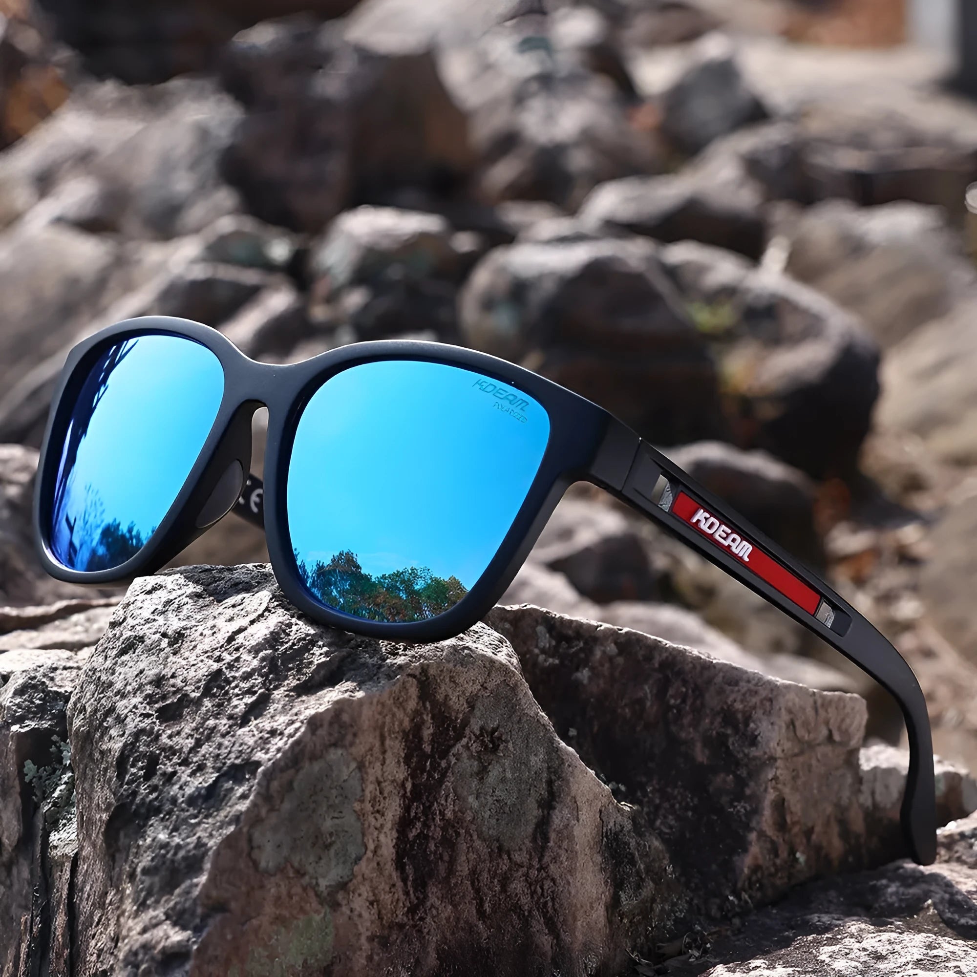 Outdoor sports sunglasses with metal hinges and TAC lenses in retro design