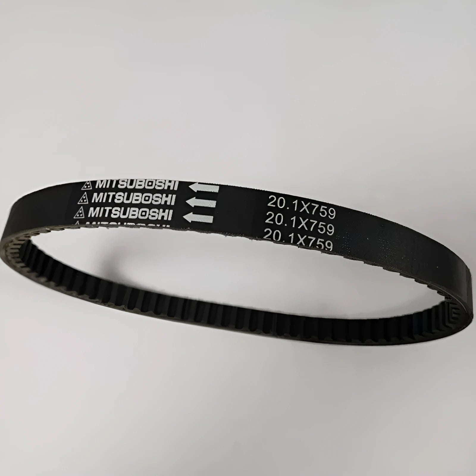 Black motorcycle drive belt for Jinli GP110 and Fengli VP110 scooters, size 20.1-759.