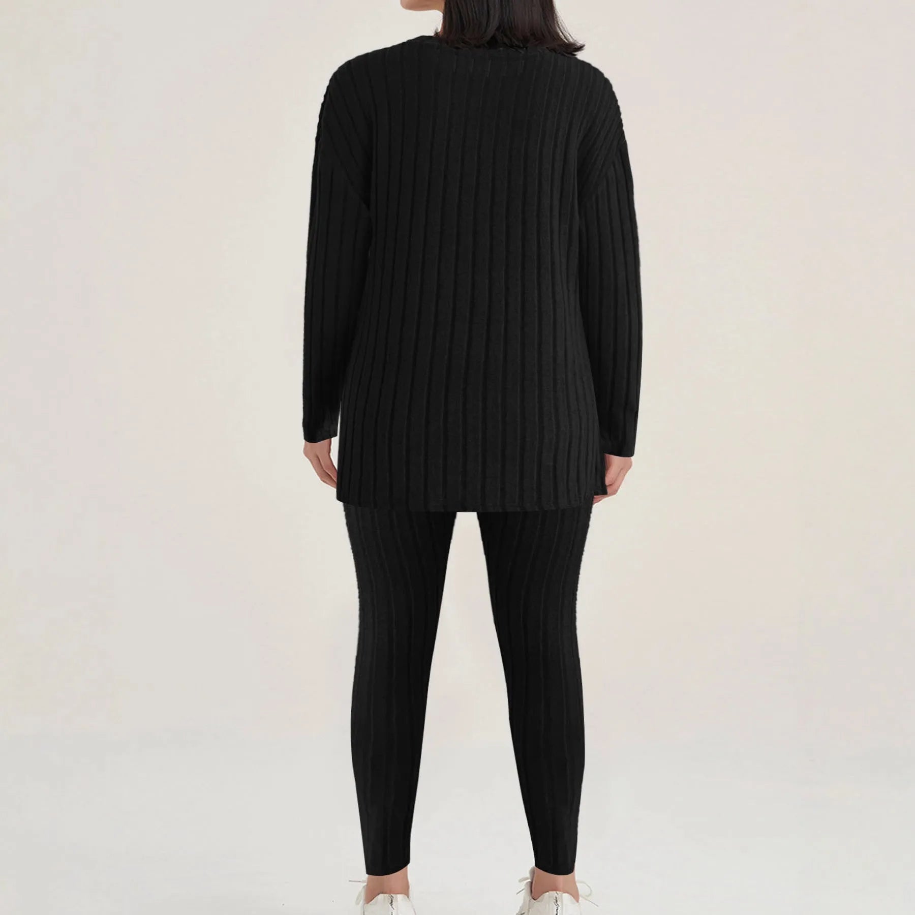 Black or blue polyester two-piece homewear set with regular sleeves in sizes 1XL to 5XL