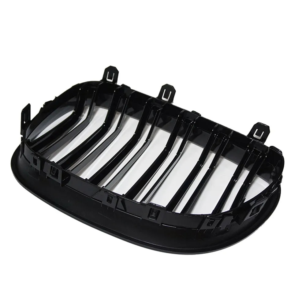 BMW E60 E39 front grille set with carbon fibre finish on black ABS plastic.