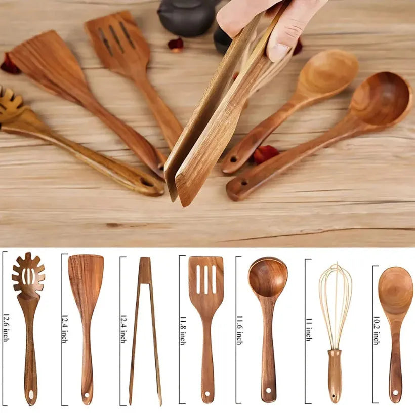 Wooden cooking utensils 7-piece set with various spoon and shovel types for kitchen use