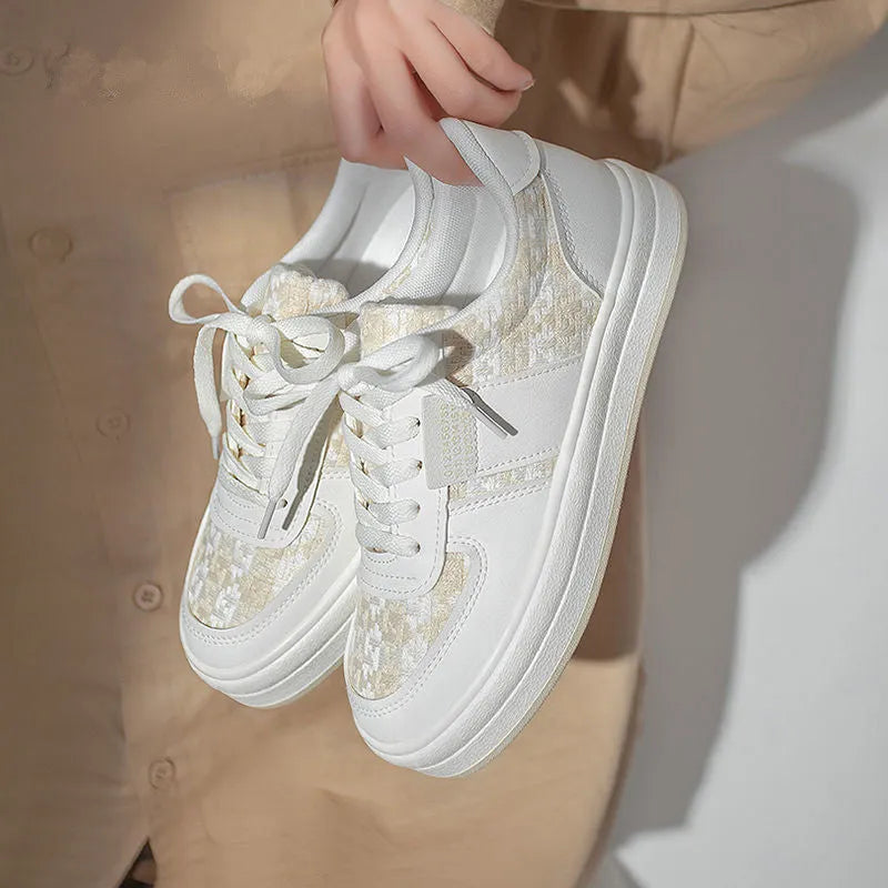 Beige plaid platform leisure sports shoes with round toe and lace-up front on a rubber sole.