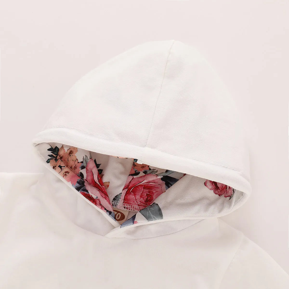 White cotton hooded pants suit for baby girl with long sleeves and trousers