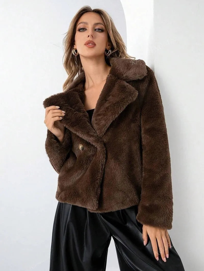 Women's loose short fox fur coat in rose red, 50cm length with regular sleeves and faux fur fabric