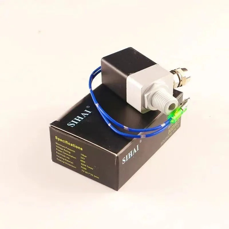 Black 12V 24V 300DB dual trumpet air horn kit with compressor for vehicle installation