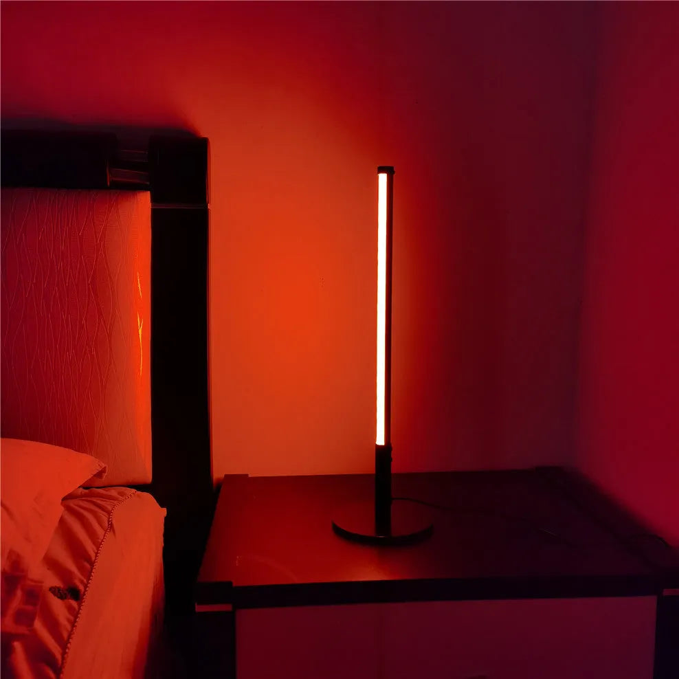 Simple retro decorative lamp with aluminium alloy body, UK plug, and adjustable LED lighting for 5-10m² areas