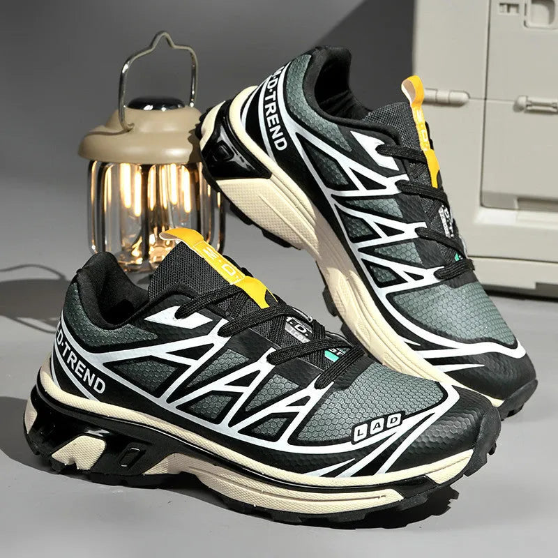 Low-top hiking shoes with mesh lining and rubber soles in khaki colour with front lace-up design