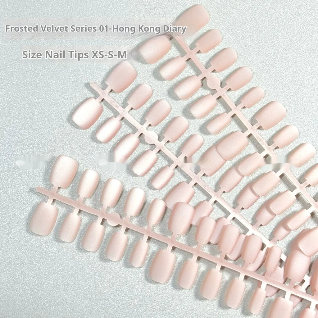 Frosted Velvet Cat's Eye 01 artificial nails showing electroplated finish and short ladder design in XS, S, M sizes