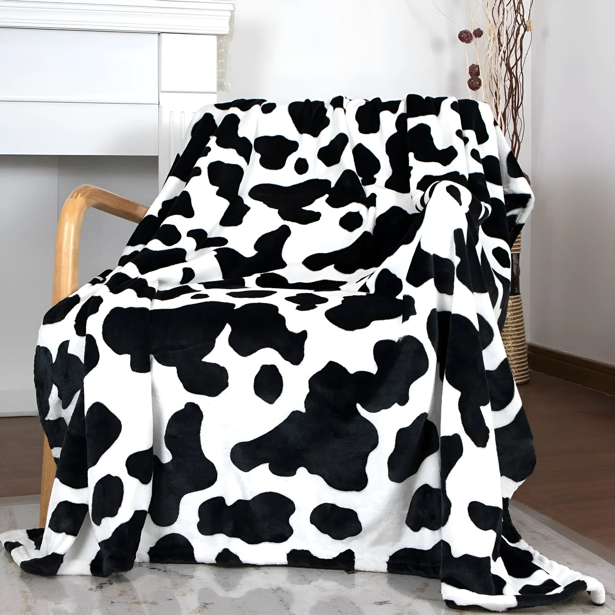 Cows pattern printed flannel digital blanket, 100x150cm polyester throw in a choice of 15 colours