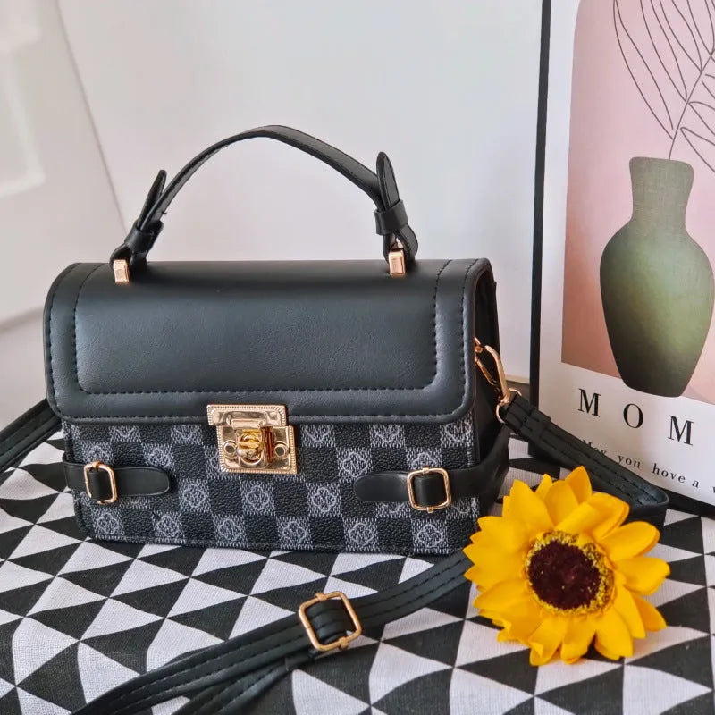Retro small square pattern crossbody bag showing file bag interior and 19.5x7.5x12cm dimensions