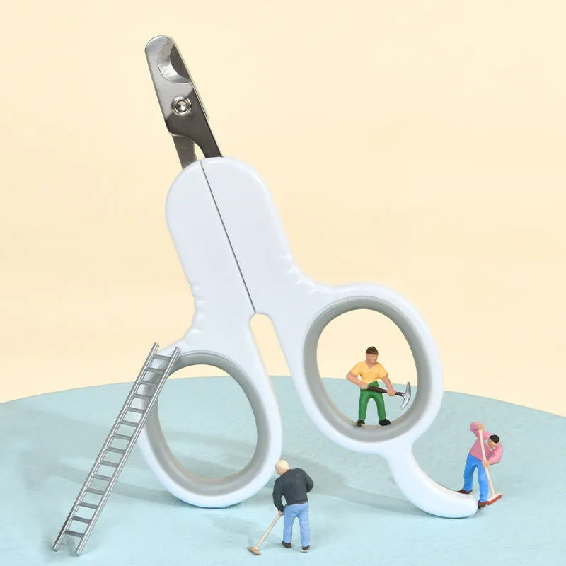 Pet nail clippers with curved tips and rubber-coated handle for trimming cats and small dogs
