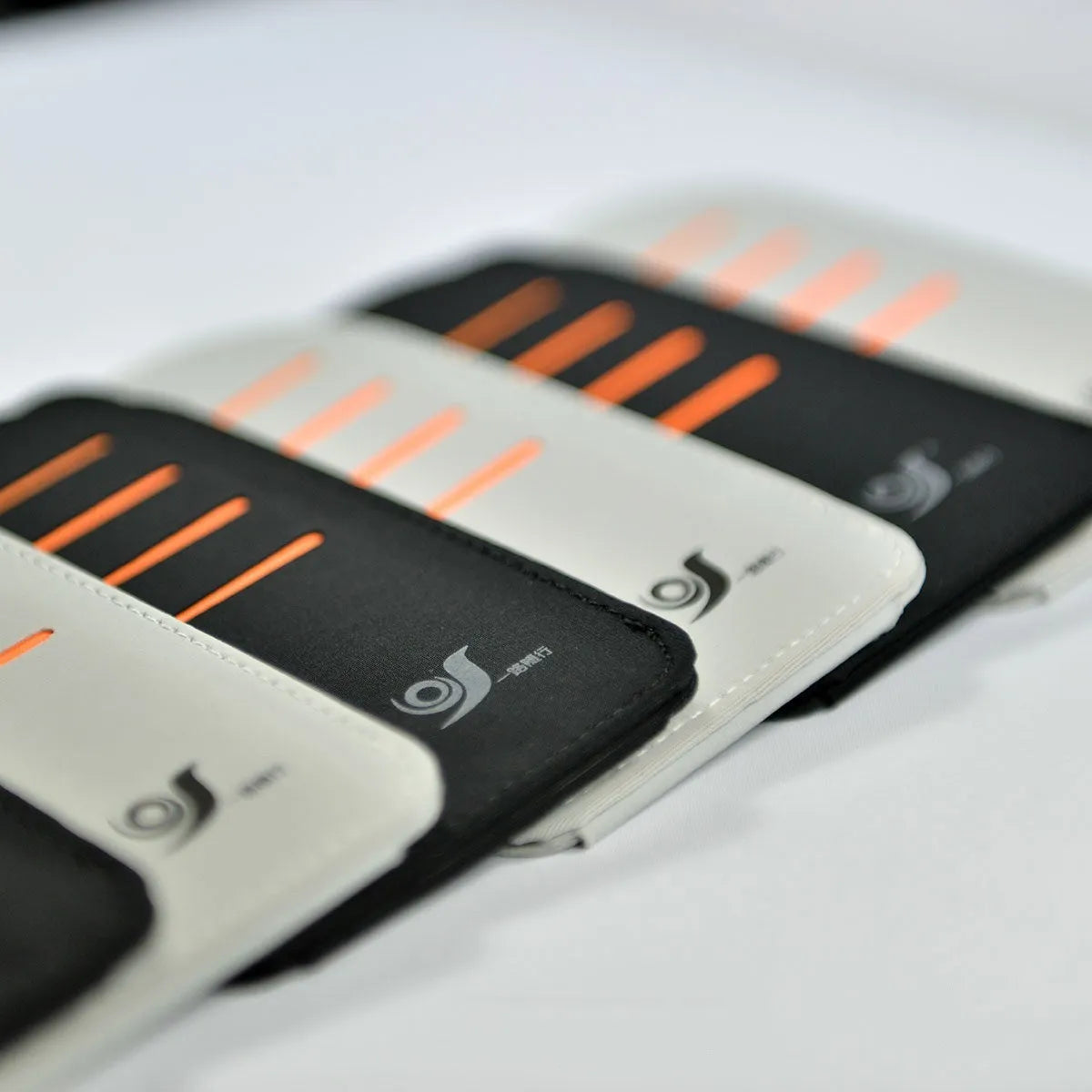 Car sun visor set showing four shading panels and vehicle-mounted storage bag in black and grey colour options