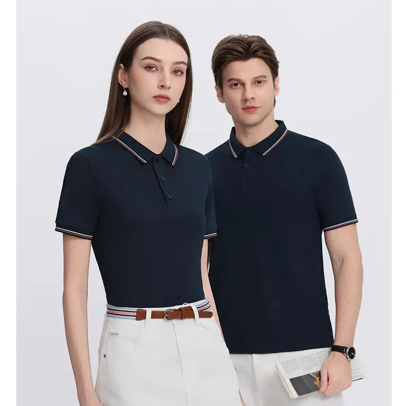 Man wearing a light blue ice-feeling Solona work polo shirt with short sleeves