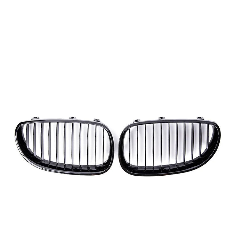 BMW E60 E39 front grille set with carbon fibre finish on black ABS plastic.