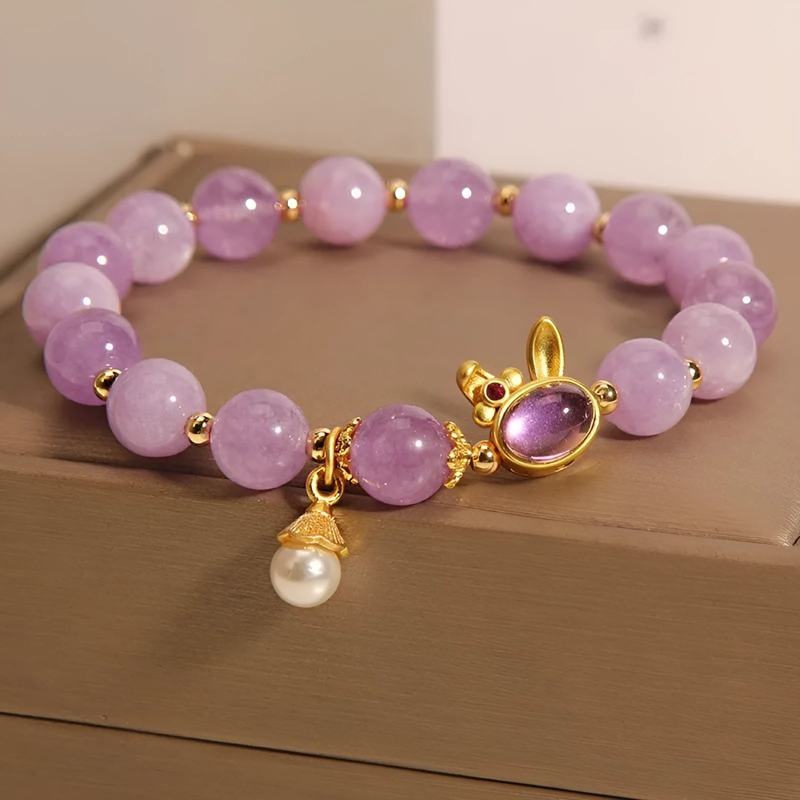 Natural mauve jade crystal rabbit bracelet with purplish red jade hare head pendant