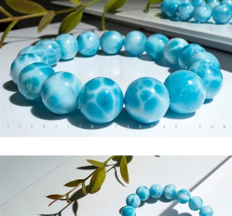 Blue Bodhi bead bracelet with manual processing and pearl accents in Maillard style, showing bead sizing options