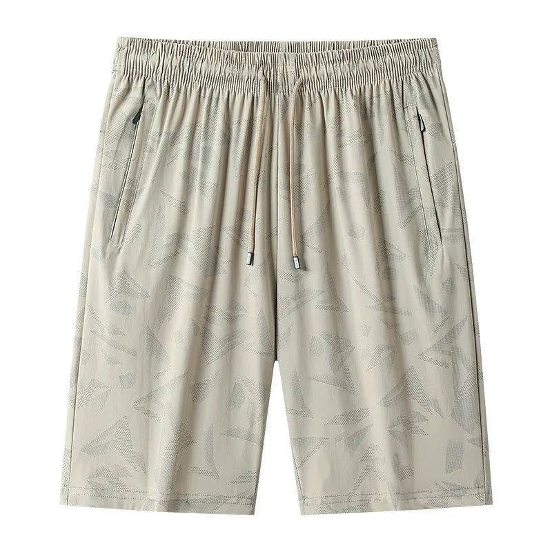 Thin nylon summer exercise shorts in camouflage pattern with knee-length cut for men and women