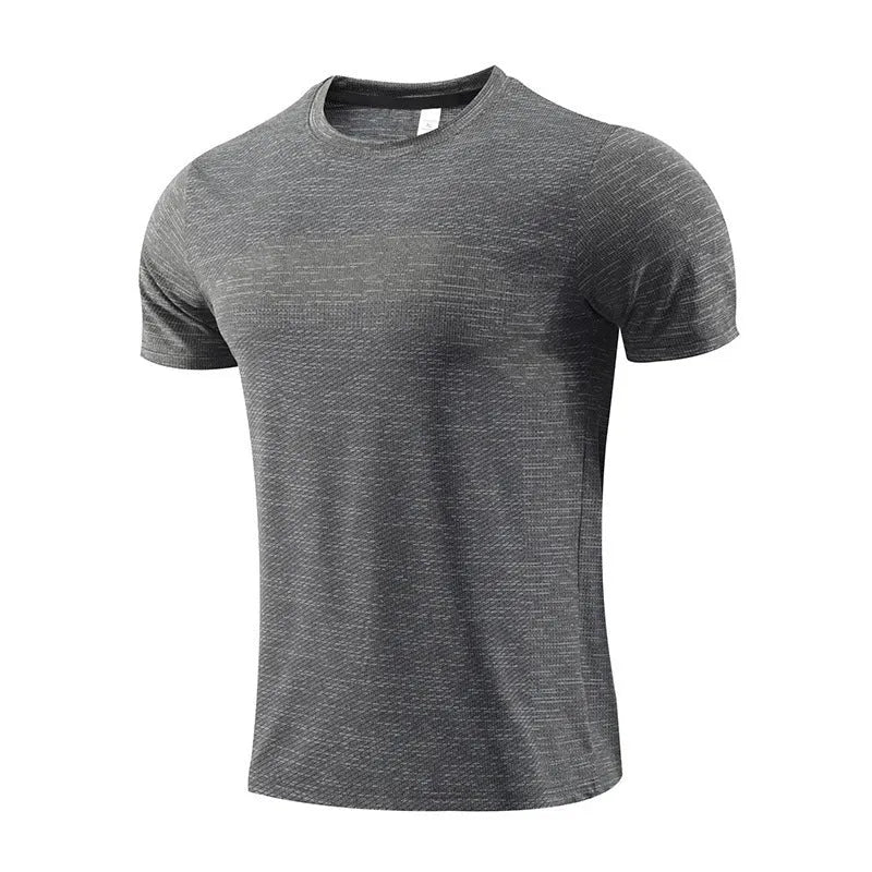Short-sleeved running t-shirt in polyester fabric with moisture-wicking properties for athletic activities