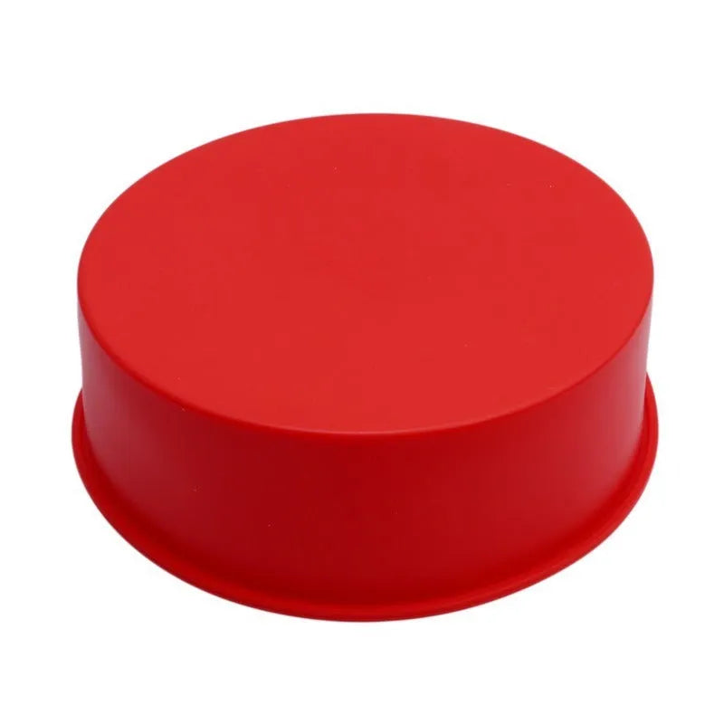 Red round silicone cake mould showing three sizes: 4-inch, 6-inch, and 8-inch diameters