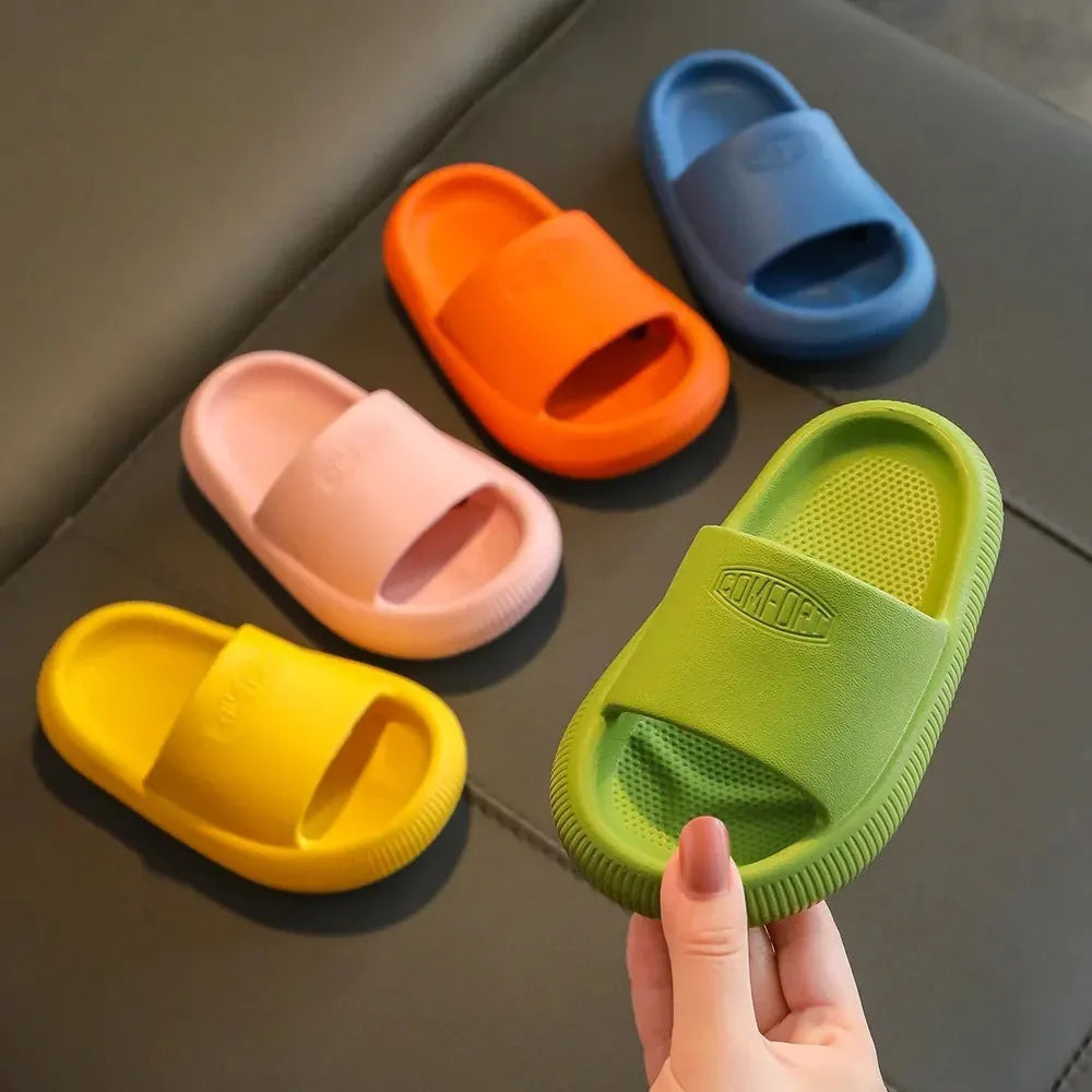Children's EVA slippers in mixed colours with 1.5cm non-slip soles, sizes 15.5cm to 21.5cm