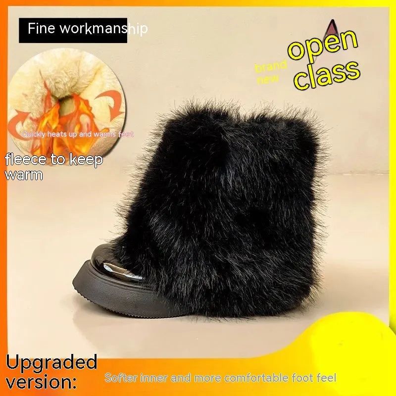 Women's low-top snow boots with artificial plush exterior and waterproof rubber sole in black colour
