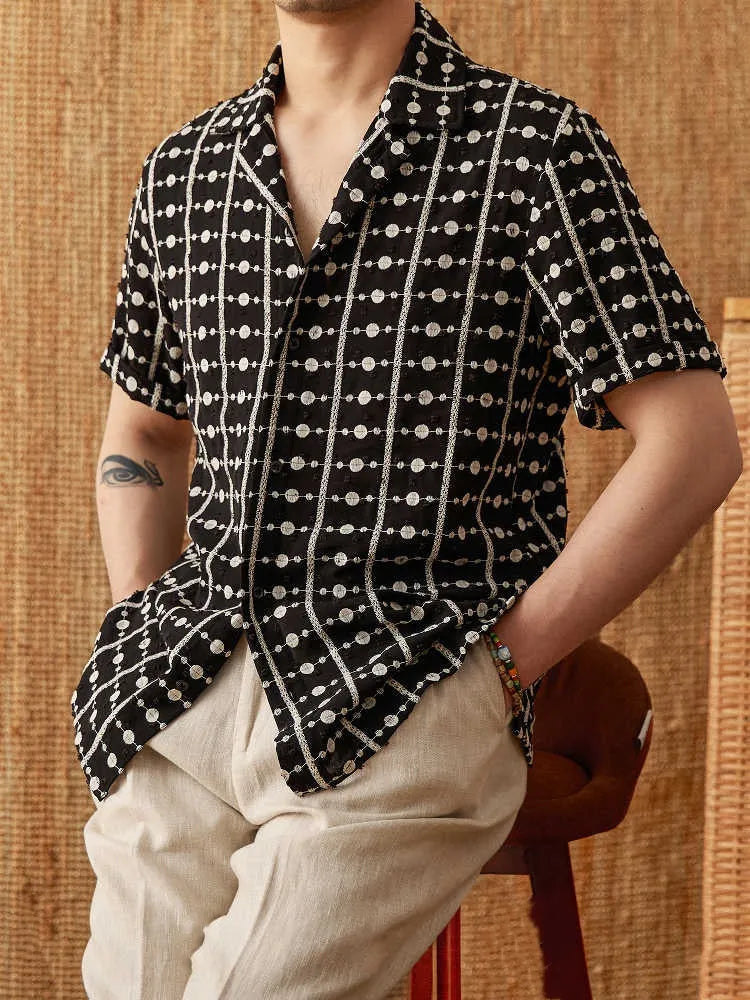 Black 100% cotton Cuban collar short sleeve shirt with printed design and embroidery, sizes M to 3XL