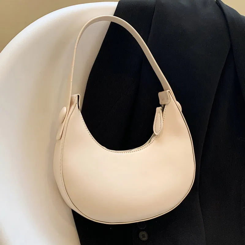 Women's retro shoulder bag in PU with dumpling shape, measuring 21x20x6cm, in black colour with zipper organiser