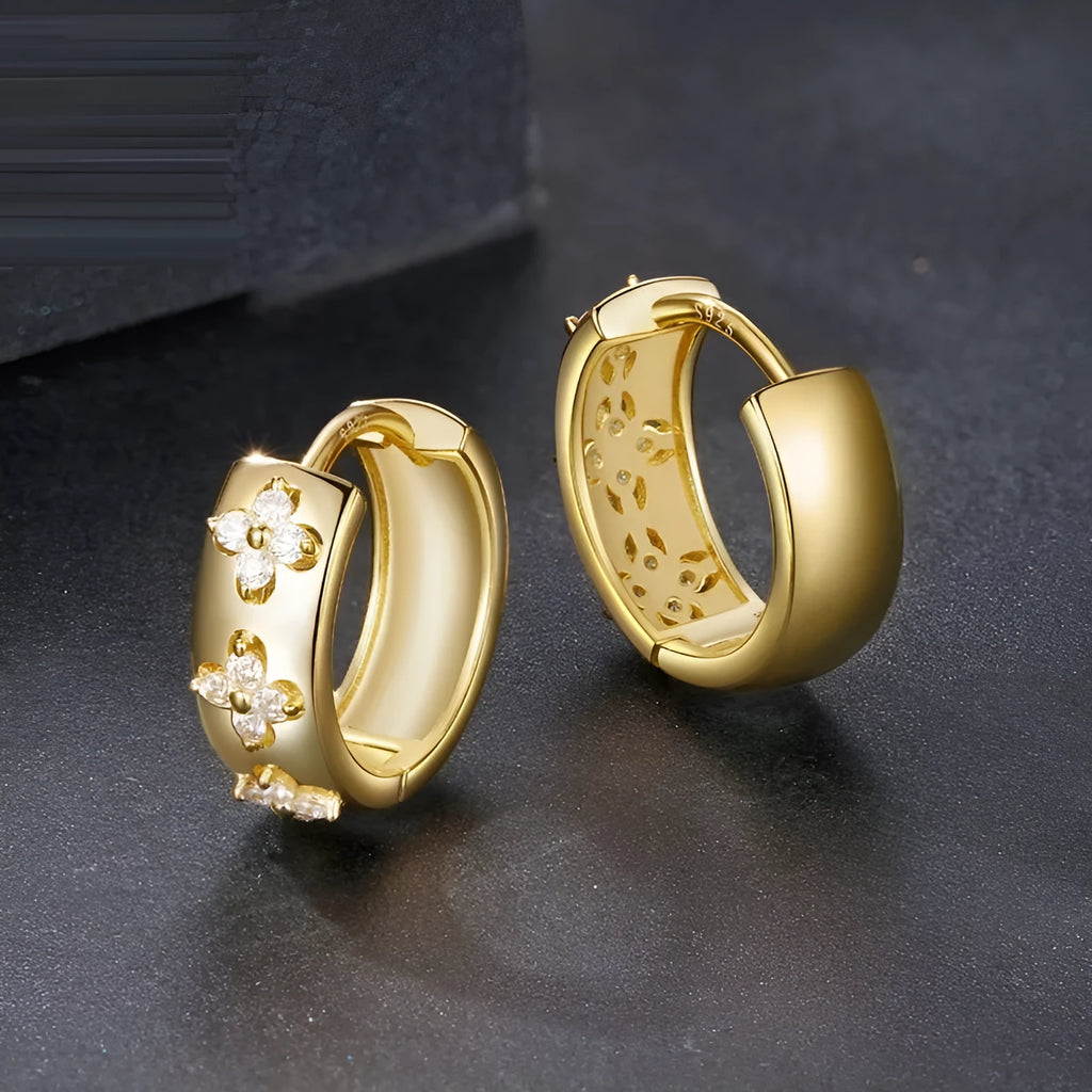 S925 sterling silver earrings with moissanite inlay and a three-petal grass design, unisex pair